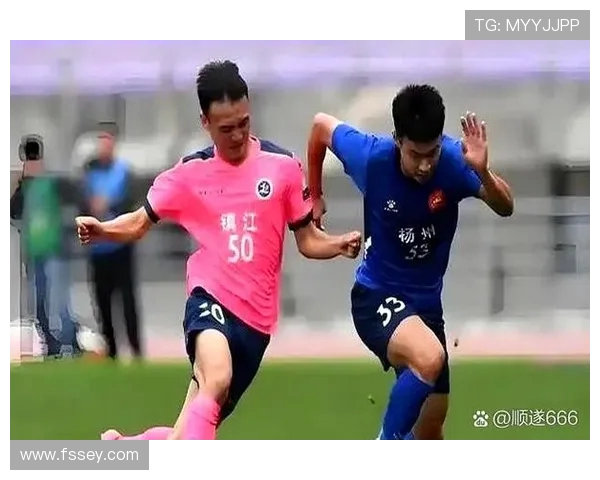 苏超半场:吴磊捅射破门,无锡队客场领先盐城1-0 苏超半场:吴磊捅射破门,无锡队客场领先盐城1-0